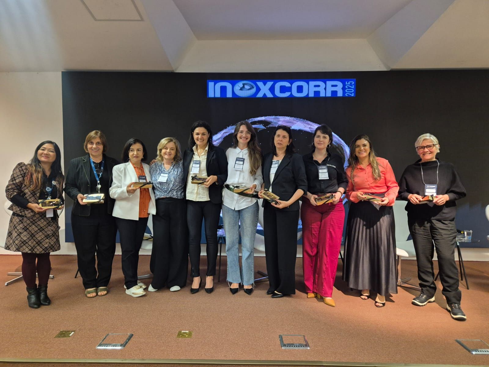 Homenageadas no palco do INOXCORR 2025